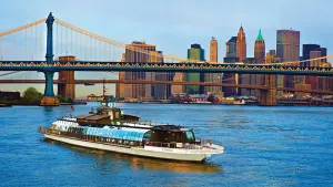 Bateaux New York Dinner Cruise